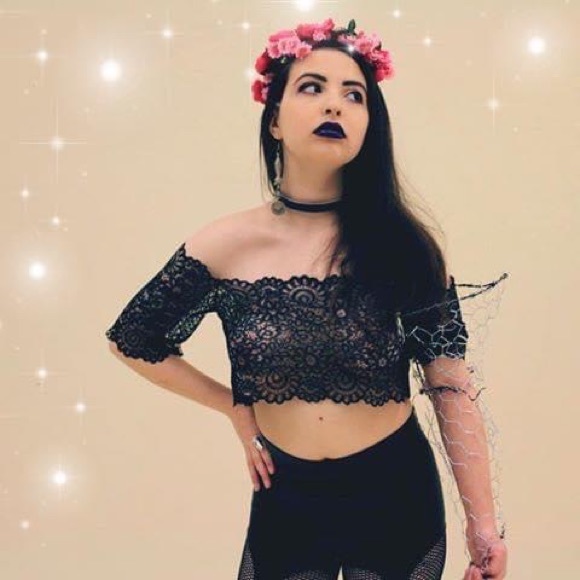 Meet your Posher, Katt - Picture 2 of 4